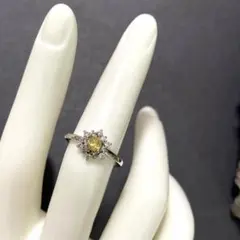 最終値下げ‼️天然石星花デザイン　ゴールドルチルクォーツリング