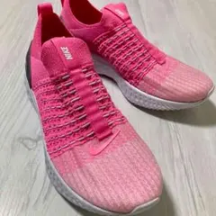 NIKE リアクトファントム ランニングシューズ ピンク cj0280-600