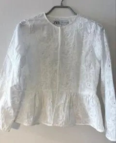 ZARA ザラ　レース刺繍ペプラムブラウス　カーディガン　美品