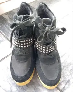 Item thumbnail for item 989e5fc5-7de0-4f39-ab95-7e3340d297d4