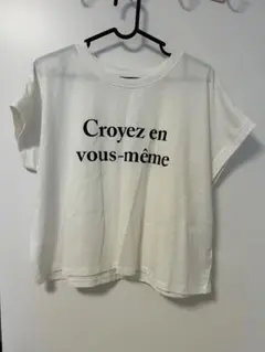 しまむら　ロゴTシャツ