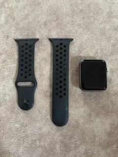Apple Watch 42mm ブラック スポーツバンド　NIKE シリーズ3