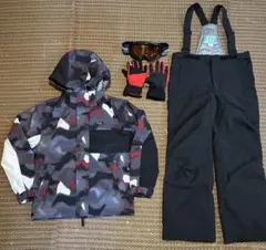 未使用品 nima スキーウェア 上下セット 150cm GOA-TEX 手袋