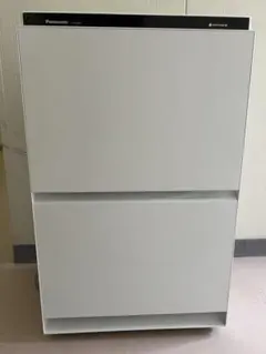 Item thumbnail for item dffc33ef-3904-4101-9cee-7ad8eea491fb