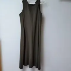 ウルトラストレッチワンピース、オリーブ