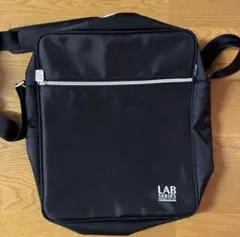 ショルダーバッグ　新品　未使用　黒色　ブラック　LAB SERIES