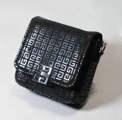 givp30bk 新品未使用 ジバンシー GIVENCHY マルチウェイポーチのサムネイル
