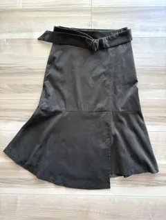 アダムエロペ　スカート