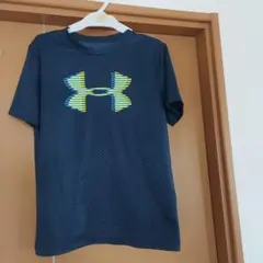 Under Armour 半袖のサムネイル