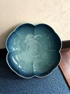 古伊万里 青磁染付 菊花文 輪花 七寸半皿 - メルカリ
