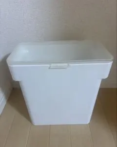 米びつ　山崎実業　ホワイトのサムネイル