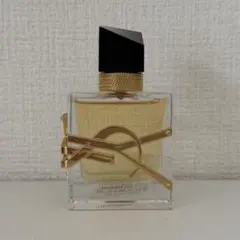 国内正規】YSL リブレ オーデパルファム 50ml 【4-275-1】 - メルカリ