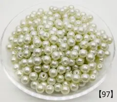 【97】ガラスパールビーズ(乳白色) 8㎜ 100個 350円