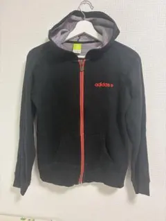 adidas フルジップパーカー 黒/赤