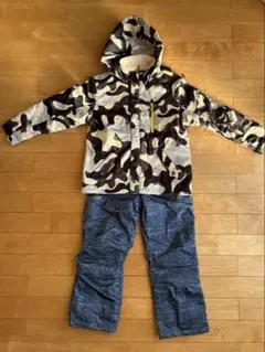値下げ⭐︎BANNE カモフラージュ スキーウェア 140