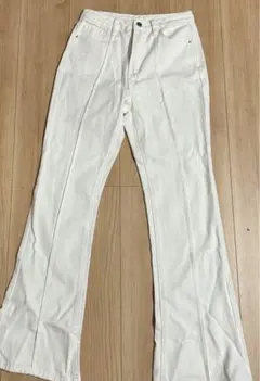 Item thumbnail for item 7b80c4be-3750-4b05-99d6-3361d47b9d50