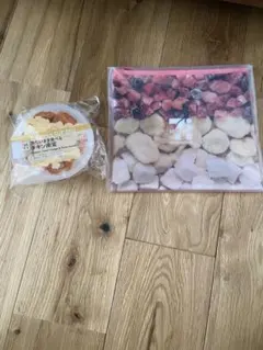 セブンイレブン　happyくじ D賞 カップデリ　キャニスター、G賞　スムージー