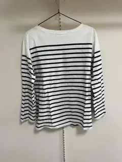 UNIQLO ボーダー　長袖Tシャツ　白地×黒ボーダー