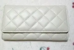 Item thumbnail for item c1a3a3bd-bd08-49e7-8ce4-e1daf49f1a82