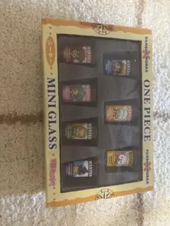【非売品】ワンピース ミニグラス ルーキー 手配書 7種