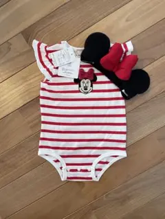 【新品】petit main　ミニーマウス　半袖ロンパース（ヘアバンド付）