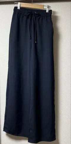 GU ネイビー ワイドパンツ ウエストゴム