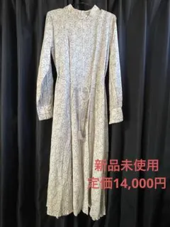 【新品未使用】FIKA 上品なプリントロングワンピース