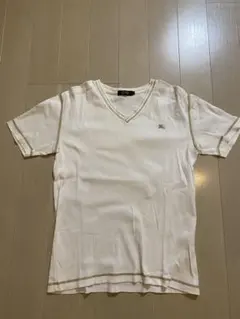 バーバリー　ブラックレーベル　VネックTシャツ