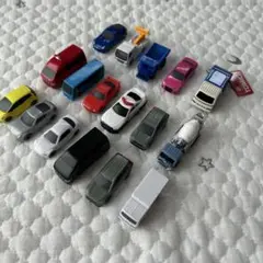 だ*ち様 ポケットトミカなど　ミニカーセット 17台入り