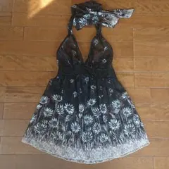 【値下げ】レストローズ LEST ROSE 春夏向き 黒色花柄レースチュニックのサムネイル