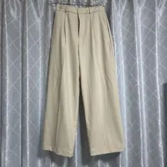 UNIQLO タックワイドパンツ CREAM アイボリー 白 M