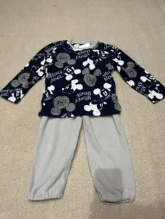 ミッキーマウス フリースパジャマ上下 130cm タキヒョー 新品未使用