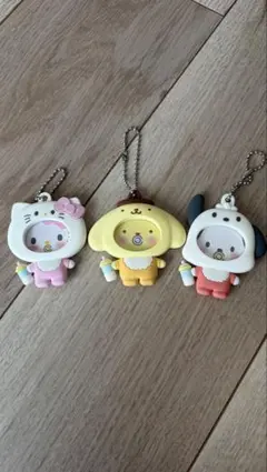 お値下げ中サンリオ シークレットフォトバッチ付きマスコット