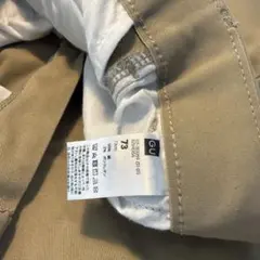 GU メンズ チノパン ベージュ 73cmのサムネイル