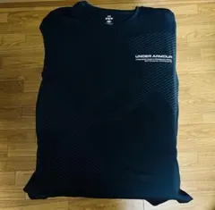 UNDER ARMOUR ブラック Tシャツ