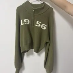 オリーブグリーン ショート丈ハーフジップ ニットセーター 1956 DAZY