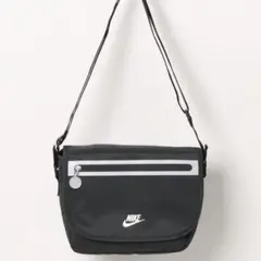 新品　NIKE ショルダーバッグ ブラック メッセンジャーバッグ　ランチバッグ