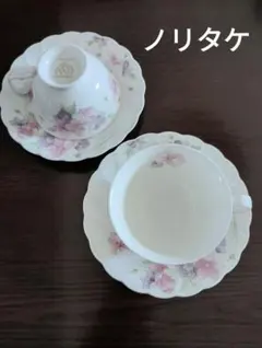 ノリタケボーンチャイナ花柄ティーカップとソーサー 2客
