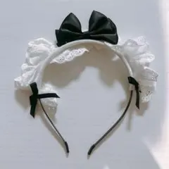 【新品・未使用】　カチューシャ　メイド　フリル　リボン　ヘッドドレス　コスプレ