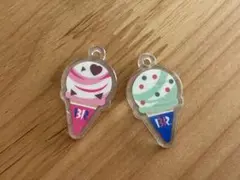 サーティワン　アイスクリーム　アクリルチャーム　2個　バースデー