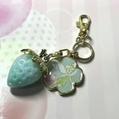 ディズニーストア　シークレットキーチェーン　ティンカーベル