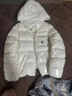 MONCLER フード付きダウンジャケット アイボリー 値下げ交渉あり