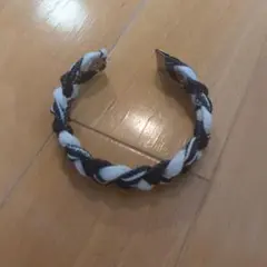 編み込みデザイン ブレスレット 黒白