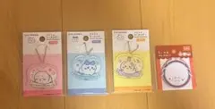 ちいかわダイソー　アクリルキーホルダー 3種　モモンガダイカットふせん
