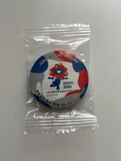 大阪・関西万博　ノベルティ　ミャクミャク　缶バッジ　非売品
