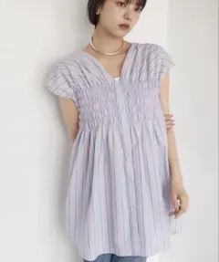 ゆるVネックシャーリングシャツブラウスのサムネイル