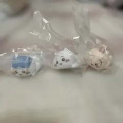 ちいかわ　もっちりころりん　ちいかわ　ハチワレ　うさぎ