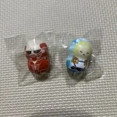 進撃の巨人　アニー　超大型巨人　起き上がりこぼし