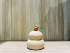 お正月　木製　鏡餅　かがみもち置物 ミカン飾り付き