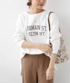 2.3回着用　ジャーナルスタンダードrelume ロゴプリントロンT